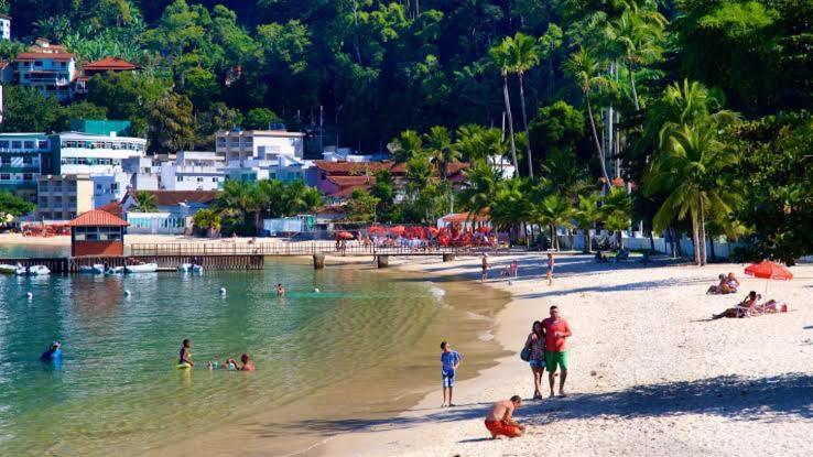 Valenshostel Angra dos Reis Bagian luar foto